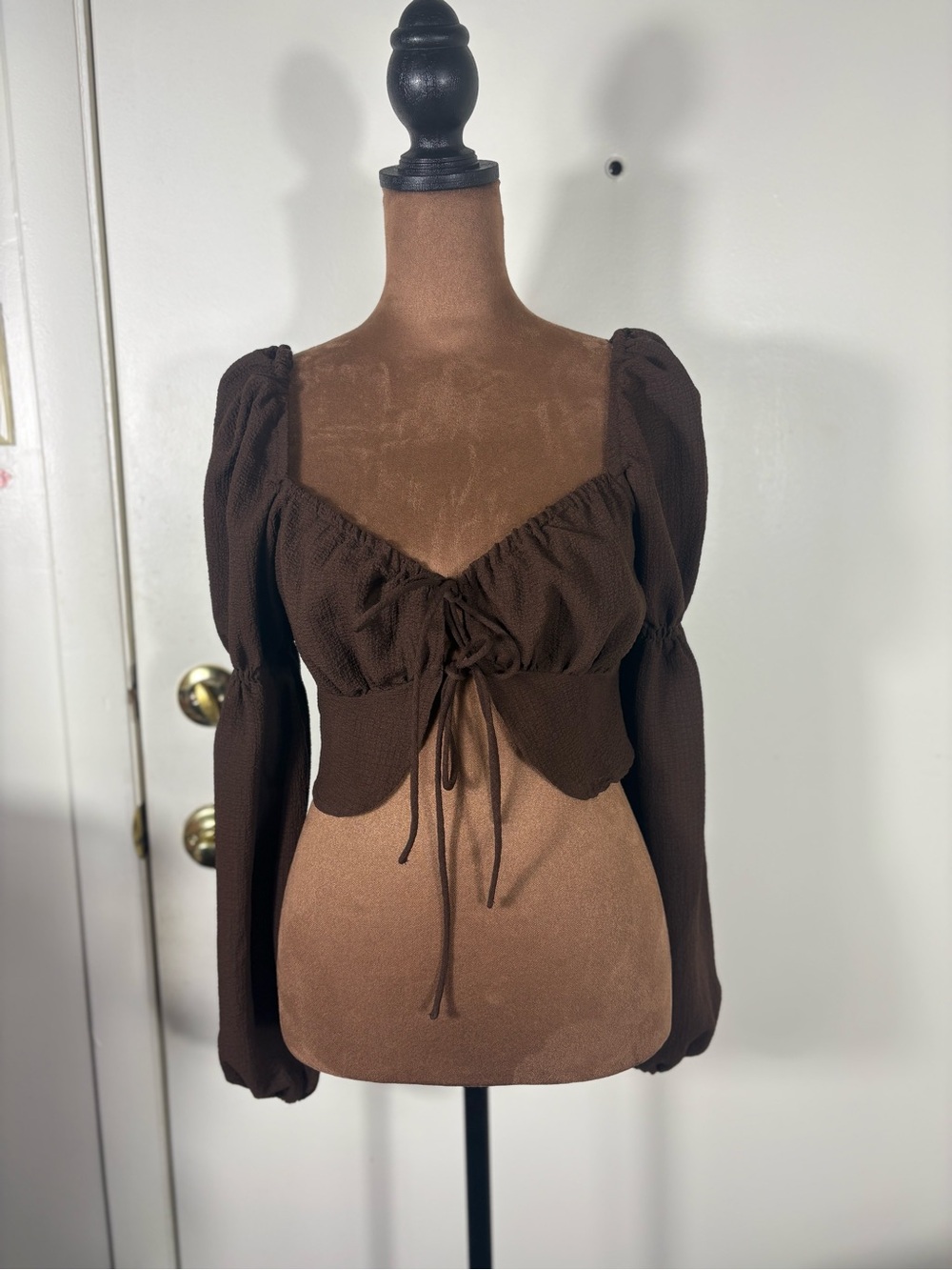 H&M Divided Women Sz S Brown Puff-Sleeve Sweetheart Crop Top with Front Tie - Picture 5 of 9